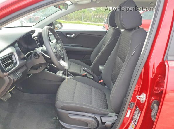 3KPA24AD7ME426269 2021 KIA RIO Red Front interior view