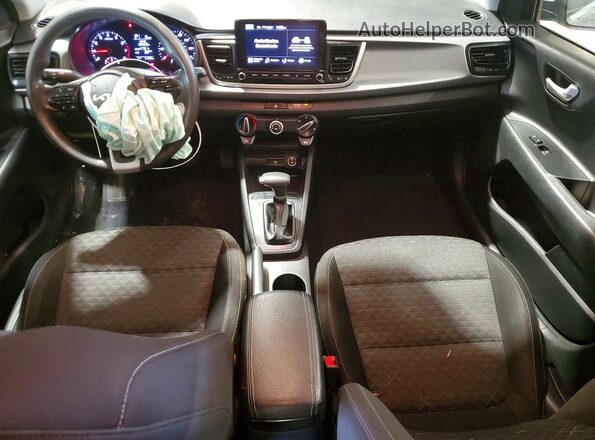 3KPA24AD7NE439556 2022 KIA RIO Silver წინა პანელის ხედი