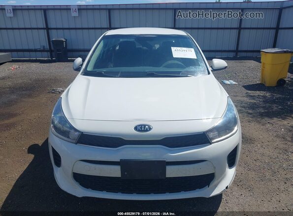 3KPA24AD8LE308262 2020 KIA RIO White Rear interior view