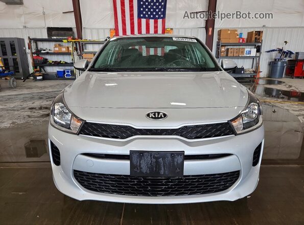 3KPA24AD8LE356392 2020 KIA RIO Silver Вид спереду