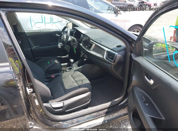 3KPA24AD8NE433720 2022 KIA RIO Black წინა სალონის ხედი