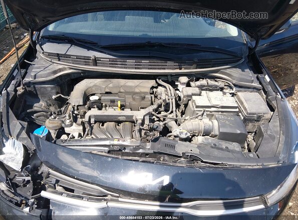 3KPA24AD8PE546540 2023 KIA RIO Черный Вид сзади