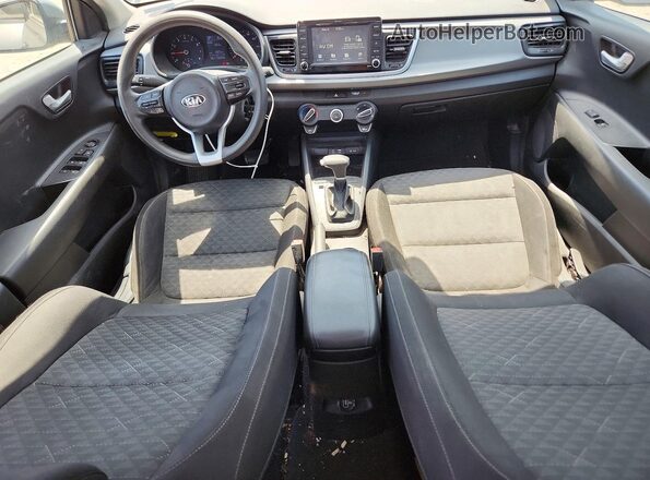 3KPA24AD9LE337642 2020 KIA RIO Gray Widok deski rozdzielczej