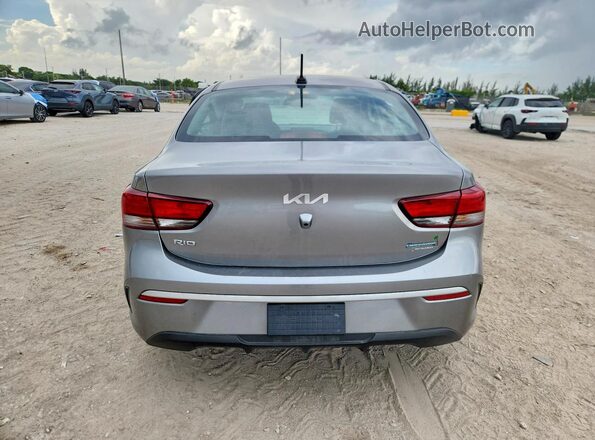 3KPA24AD9PE568451 2023 KIA RIO Silver უკანა ხედი