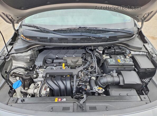 3KPA24AD9PE568451 2023 KIA RIO Silver უკანა სალონის ხედი