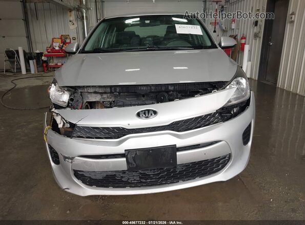 3KPA24ADXLE362825 2020 KIA RIO Серебряный Вид задней части салона