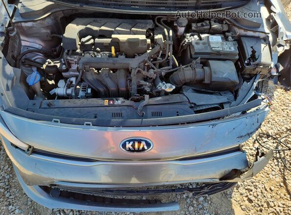 3KPA24ADXME367251 2021 KIA RIO Silver Вид задньої частини салону