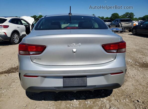 3KPA24ADXNE476911 2022 KIA RIO Silver უკანა ხედი