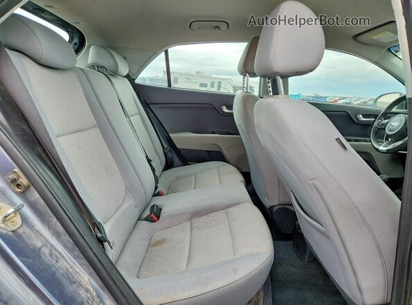 3KPA25AD1LE272839 2020 KIA RIO Gray Rear seats view