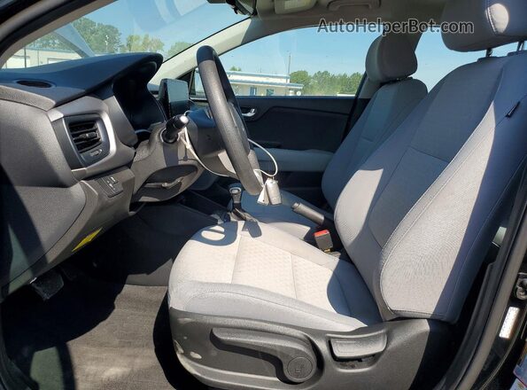 3KPA25AD4PE541082 2023 KIA RIO Black Vista interior delantera