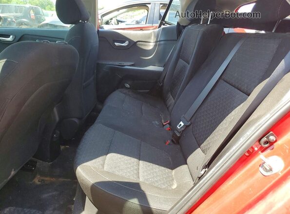 3KPA25AD9ME433522 2021 KIA RIO Red Rear interior view