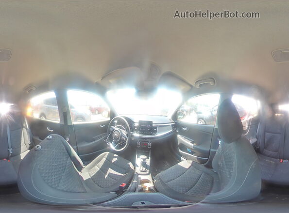 3KPA25AD9ME433522 2021 KIA RIO Red 360 interior view