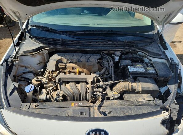 3KPA25ADXLE347554 2020 KIA RIO White Rear interior view