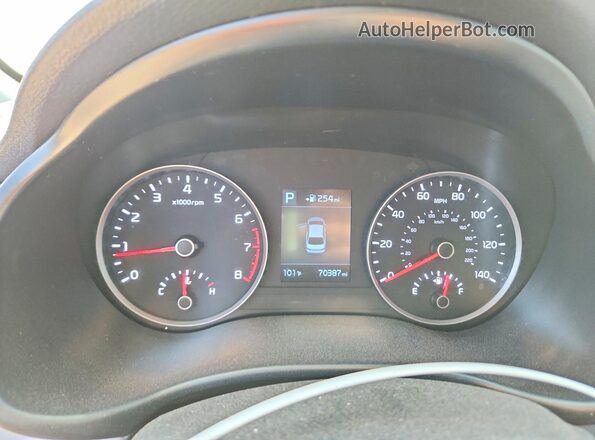 3KPA34AB0JE063949 2018 KIA RIO Синий Вид щитка приборов