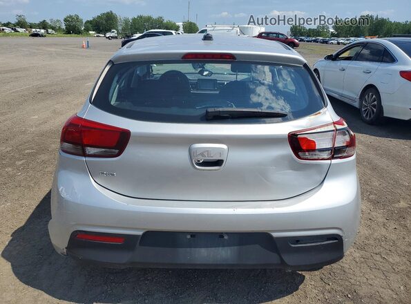 3KPA35AD0LE324068 2020 KIA RIO Silver Вид ззаду