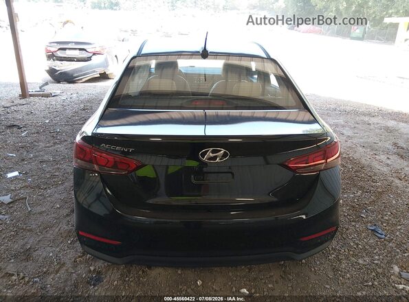 3KPC24A30JE024945 2018 HYUNDAI ACCENT Black 
