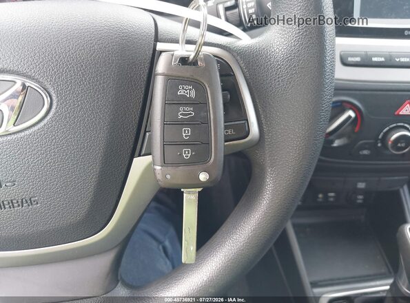 3KPC24A30KE064766 2019 HYUNDAI ACCENT Gray Вид панелі приладів
