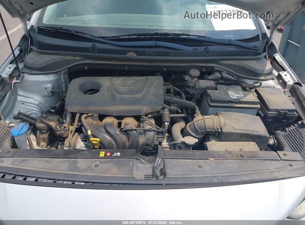 3KPC24A31JE014053 2018 HYUNDAI ACCENT Silver Вид ззаду