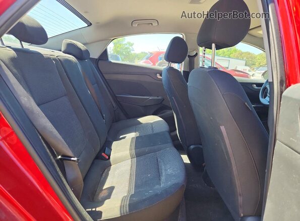 3KPC24A32JE005670 2018 HYUNDAI ACCENT Красный Вид задних сидений