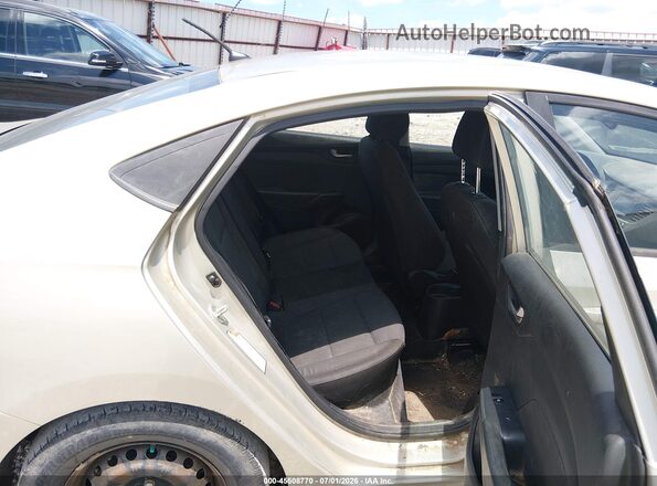 3KPC24A32JE021075 2018 HYUNDAI ACCENT Silver VIN կոդի պիտակի տեսք