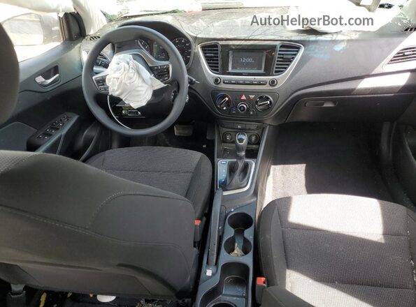 3KPC24A32JE024574 2018 HYUNDAI ACCENT Gray Widok deski rozdzielczej