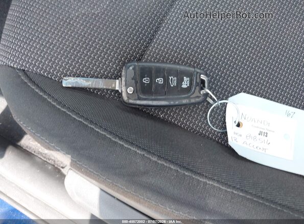 3KPC24A33JE018265 2018 HYUNDAI ACCENT Blue Dashboard view