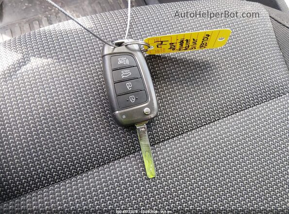 3KPC24A34KE053706 2019 HYUNDAI ACCENT Silver Dashboard view