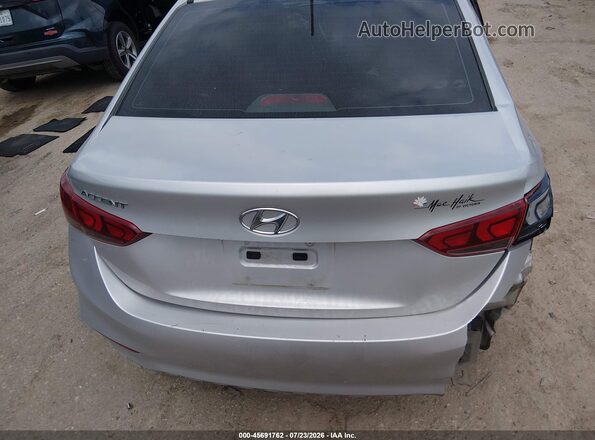 3KPC24A34KE067864 2019 HYUNDAI ACCENT Silver 