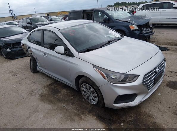 3KPC24A34KE067864 2019 HYUNDAI ACCENT Silver Widok wnętrza z tyłu