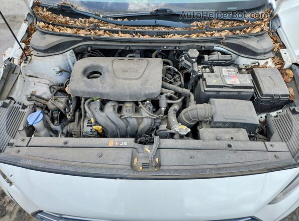 3KPC24A34KE077018 2019 HYUNDAI ACCENT Белый Вид задней части салона