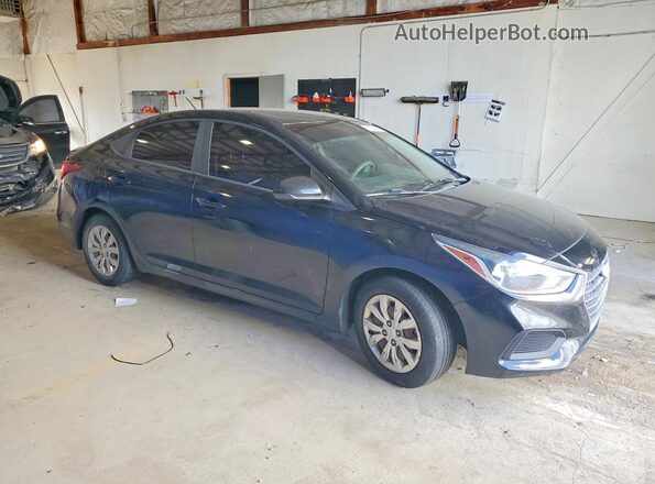 3KPC24A35JE009261 2018 HYUNDAI ACCENT Black წინა მარჯვენა