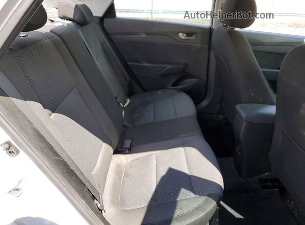 3KPC24A36KE073553 2019 HYUNDAI ACCENT Серебряный Вид задних сидений