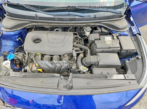 3KPC24A38JE013899 2018 HYUNDAI ACCENT Blue Vista interior trasera