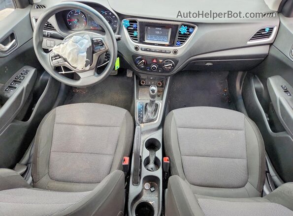 3KPC24A38JE013899 2018 HYUNDAI ACCENT Blue Vista del salpicadero