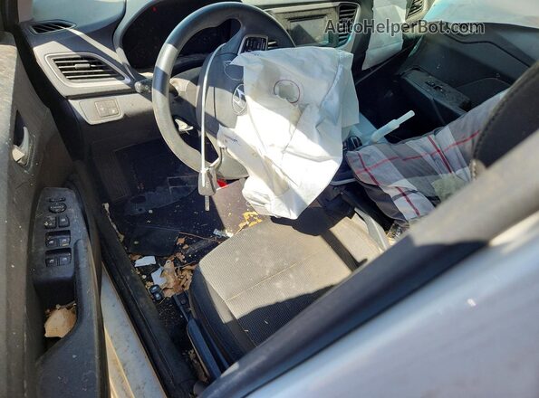 3KPC24A38KE071349 2019 HYUNDAI ACCENT White Vista del salpicadero