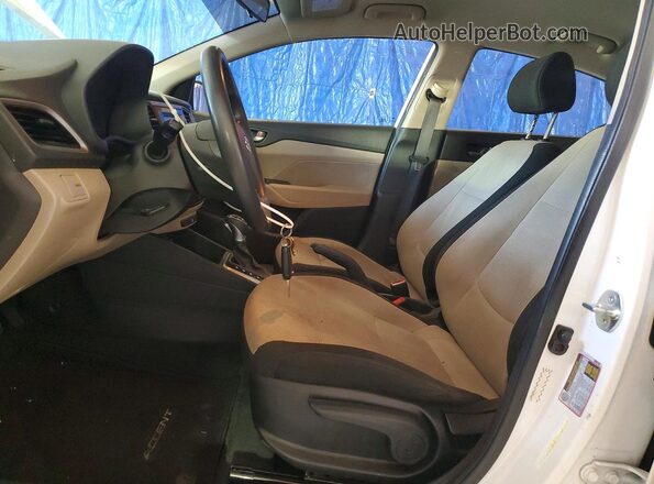 3KPC24A38KE088183 2019 HYUNDAI ACCENT White Front interior view