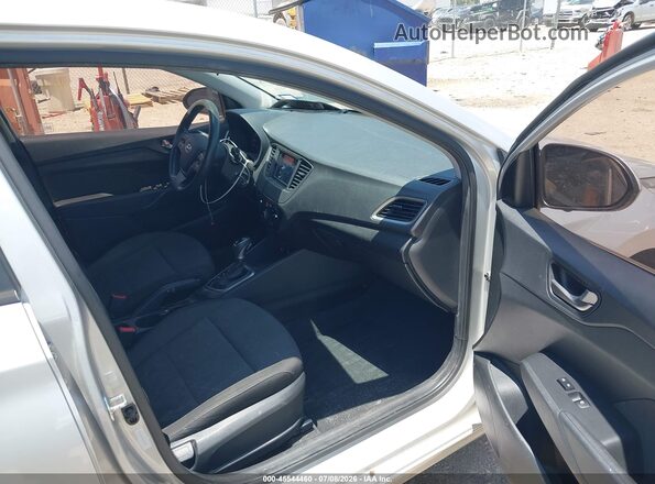 3KPC24A3XKE050275 2019 HYUNDAI ACCENT Silver Vista interior delantera