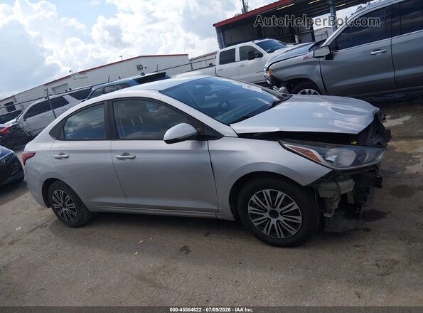 3KPC24A3XKE058960 2019 HYUNDAI ACCENT Silver Սալոնի 360 աստիճան տեսք
