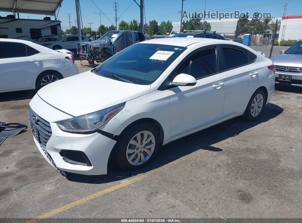 3KPC24A61LE107507 2020 HYUNDAI ACCENT White Առջևի ձախ երեք քառորդ տեսարան