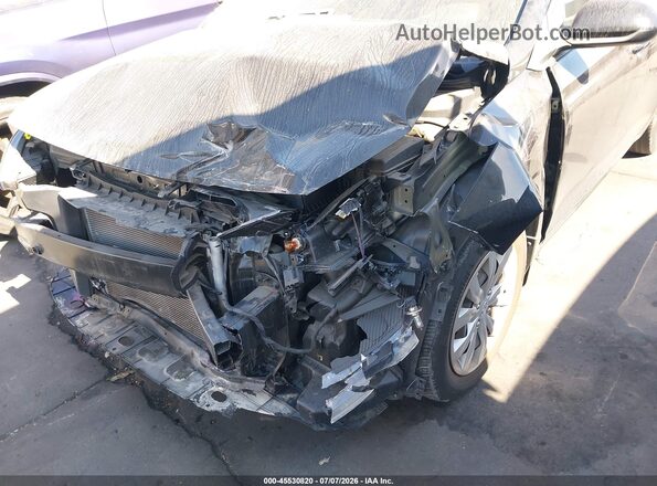 3KPC24A61ME151069 2021 HYUNDAI ACCENT Black Widok z przodu