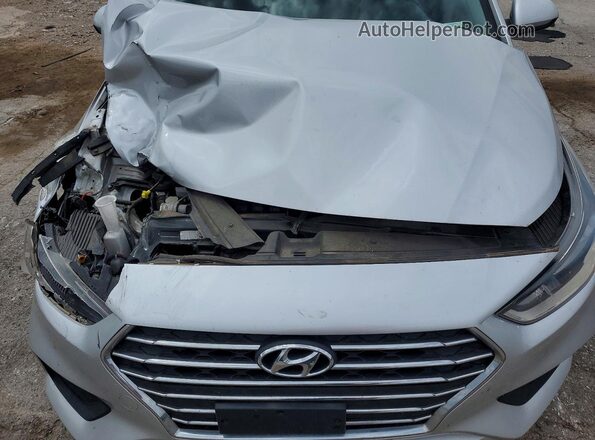 3KPC24A62LE119651 2020 HYUNDAI ACCENT Silver Вид задньої частини салону