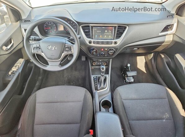 3KPC24A62ME135026 2021 HYUNDAI ACCENT Silver Widok deski rozdzielczej