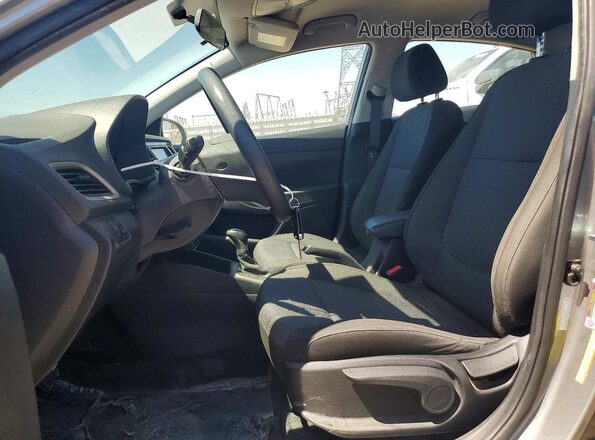 3KPC24A63ME153163 2021 HYUNDAI ACCENT Gray Widok wnętrza z przodu