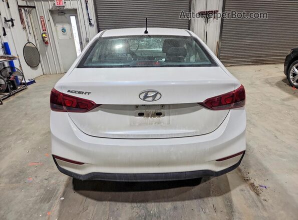 3KPC24A64ME138459 2021 HYUNDAI ACCENT White Widok z tyłu