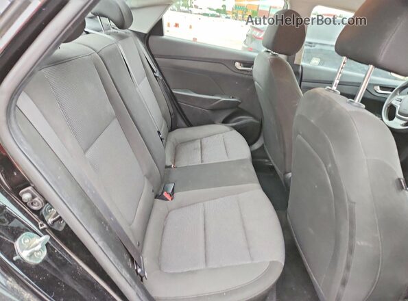 3KPC24A65ME131519 2021 HYUNDAI ACCENT Black Widok tylnych siedzeń