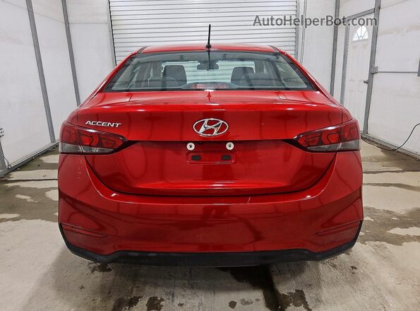 3KPC24A65ME134484 2021 HYUNDAI ACCENT Red უკანა ხედი