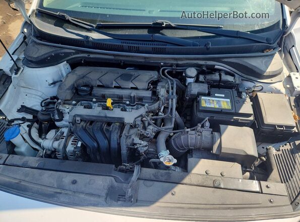 3KPC24A66LE113948 2020 HYUNDAI ACCENT White Rear interior view