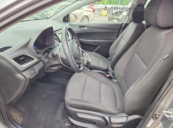 3KPC24A66ME133442 2021 HYUNDAI ACCENT Silver Widok wnętrza z przodu