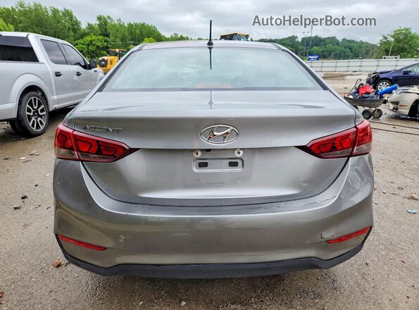 3KPC24A66ME133442 2021 HYUNDAI ACCENT Silver Widok z tyłu