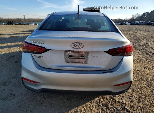 3KPC24A66ME138219 2021 HYUNDAI ACCENT Silver უკანა ხედი